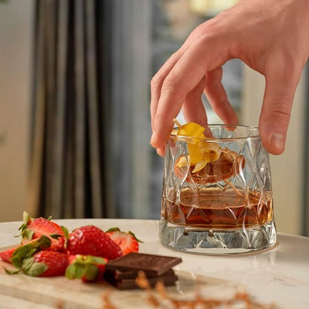 نیم لیوان پاشاباغچه مدل لیفی کد 420194 – بسته ۴ عددی با طراحی شفاف و زیبا مناسب سرو نوشیدنیهای سرد