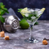 ظرف شیشهای بستنیخوری برند پاشاباغچه مدل Bistro برای میانوعدهها