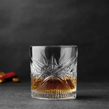 ست ۴ عددی لیوان کریستال پاشاباغچه مدل Cielo کد 68474 با طراحی شیک و مدرن، مناسب پذیرایی شیک