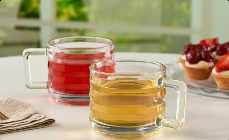 فنجان شفاف و مقاوم پاشاباغچه مدل بریکس برای سرو نوشیدنیهای گرم با طراحی ساده