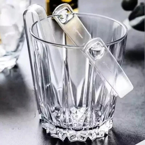 یخدان شیشهای پاشاباغچه مدل نیزهای کد 53588 با طراحی زیبا و شفاف مناسب پذیرایی