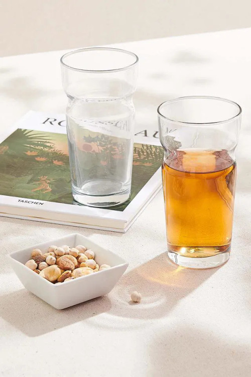 لیوان شیشهای بلند پاشاباغچه مدل بلوند ایل، انتخابی عالی برای استفاده روزمره و مهمانیها