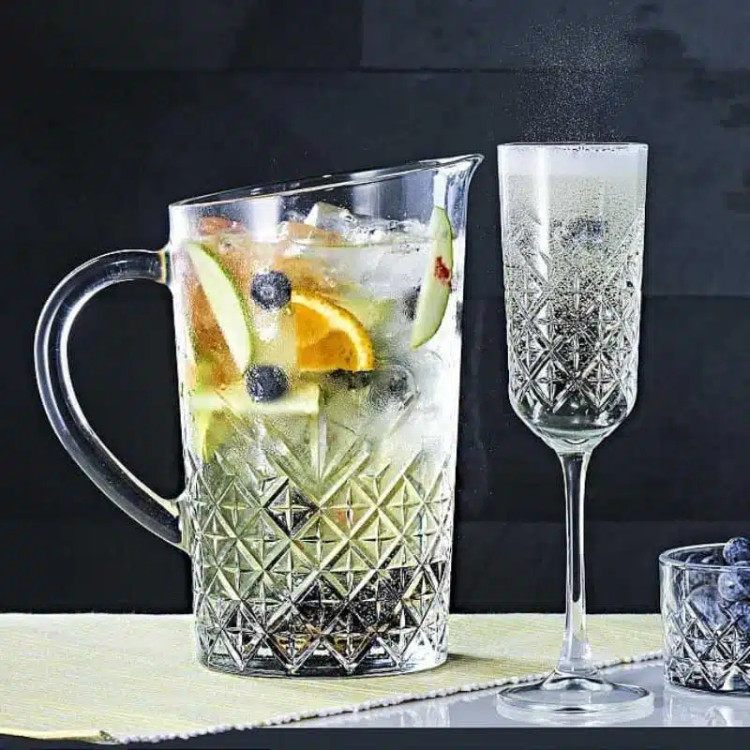 پارچ شیشهای دستهدار پاشاباغچه مدل Timeless