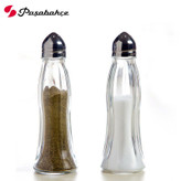 نمکدان و فلفلپاش شفاف با طراحی مدرن Black & White از برند پاشاباغچه