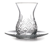 طراحی ظریف و متقارن استکان و نعلبکی پاشاباغچه مدل تایملس مناسب پذیرایی شیک