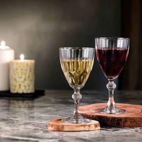 گیلاس شیشهای پاشاباغچه مدل دیاموند مناسب سرو نوشیدنیهای سرد