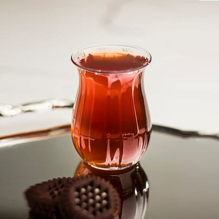 استکان شفاف پاشاباغچه مدل لینکا مناسب سرو چای و دمنوش