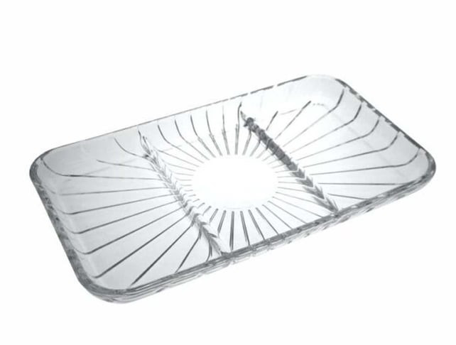 طراحی مینیمال و شیک اردوخوری شیشهای مدل ELEGANT