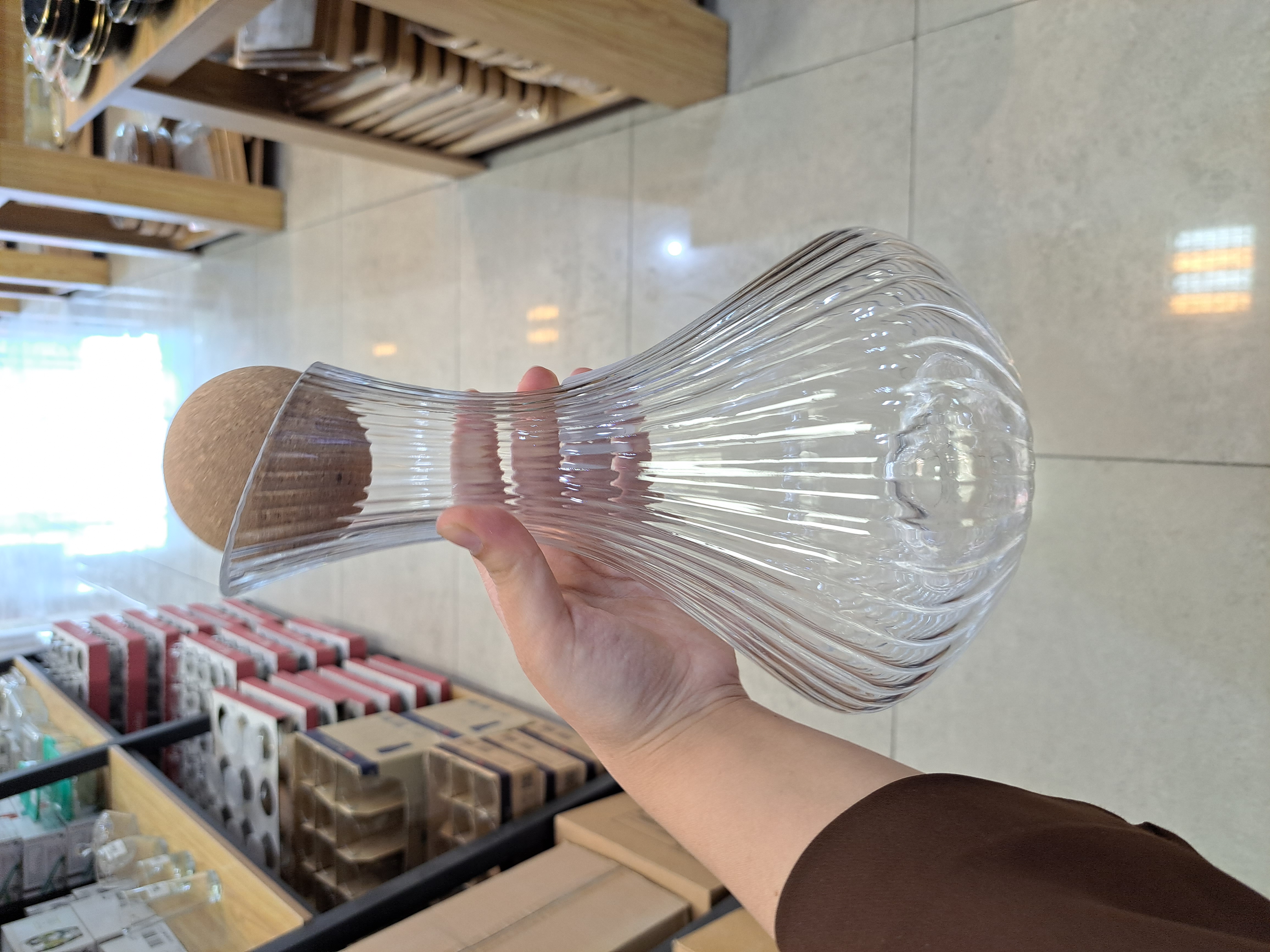 2. ست پذیرایی شیشه‌ای لوکس Deli Glass مدل KIT_1108 با طراحی مدرن