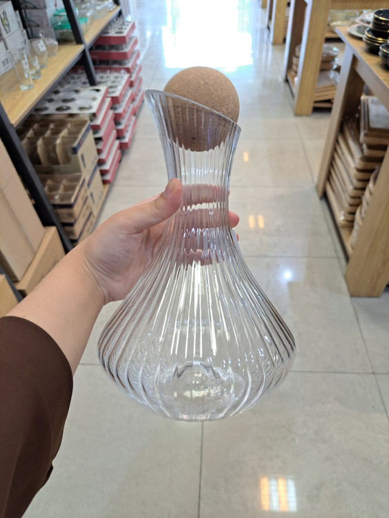 2. ست پذیرایی شیشهای لوکس Deli Glass مدل KIT_1108 با طراحی مدرن