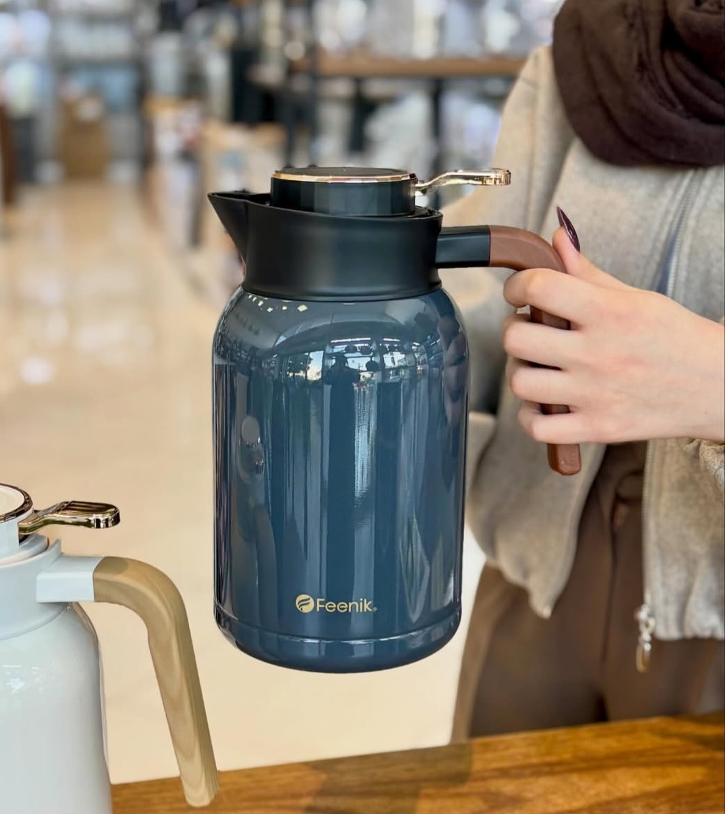 5. فلاسک شیک Feenik با طراحی مدرن و بدنه مقاوم