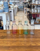 1. بطری پیرکس شیشهای مدل KIT-1126 – طراحی ساده و شفاف، مناسب سرو نوشیدنی در آشپزخانههای مدرن