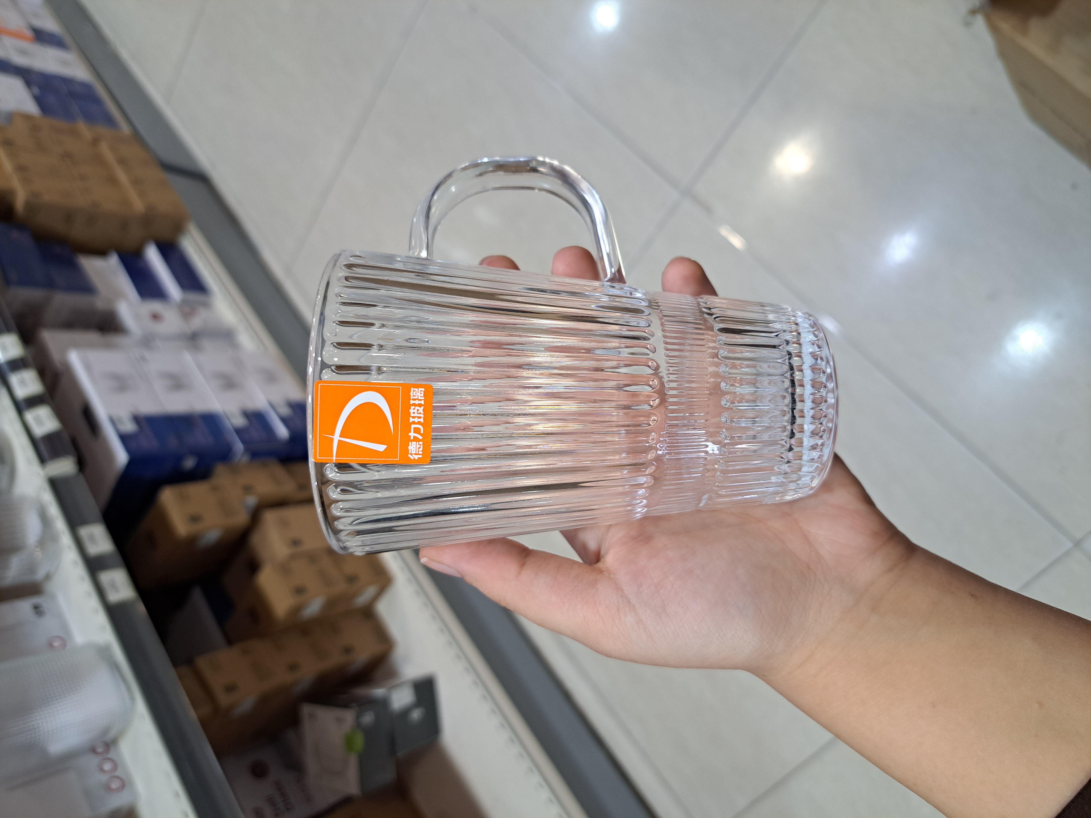 لیوان بلند Blooming برند Deli Glass با طراحی شیک و کاربردی مناسب مهمانی و کافی‌شاپ