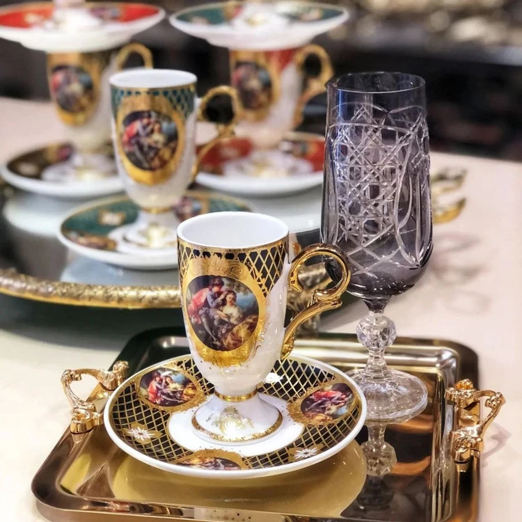 نعلبکی چینی پرسلن آجار مدل Barock – طراحی کلاسیک