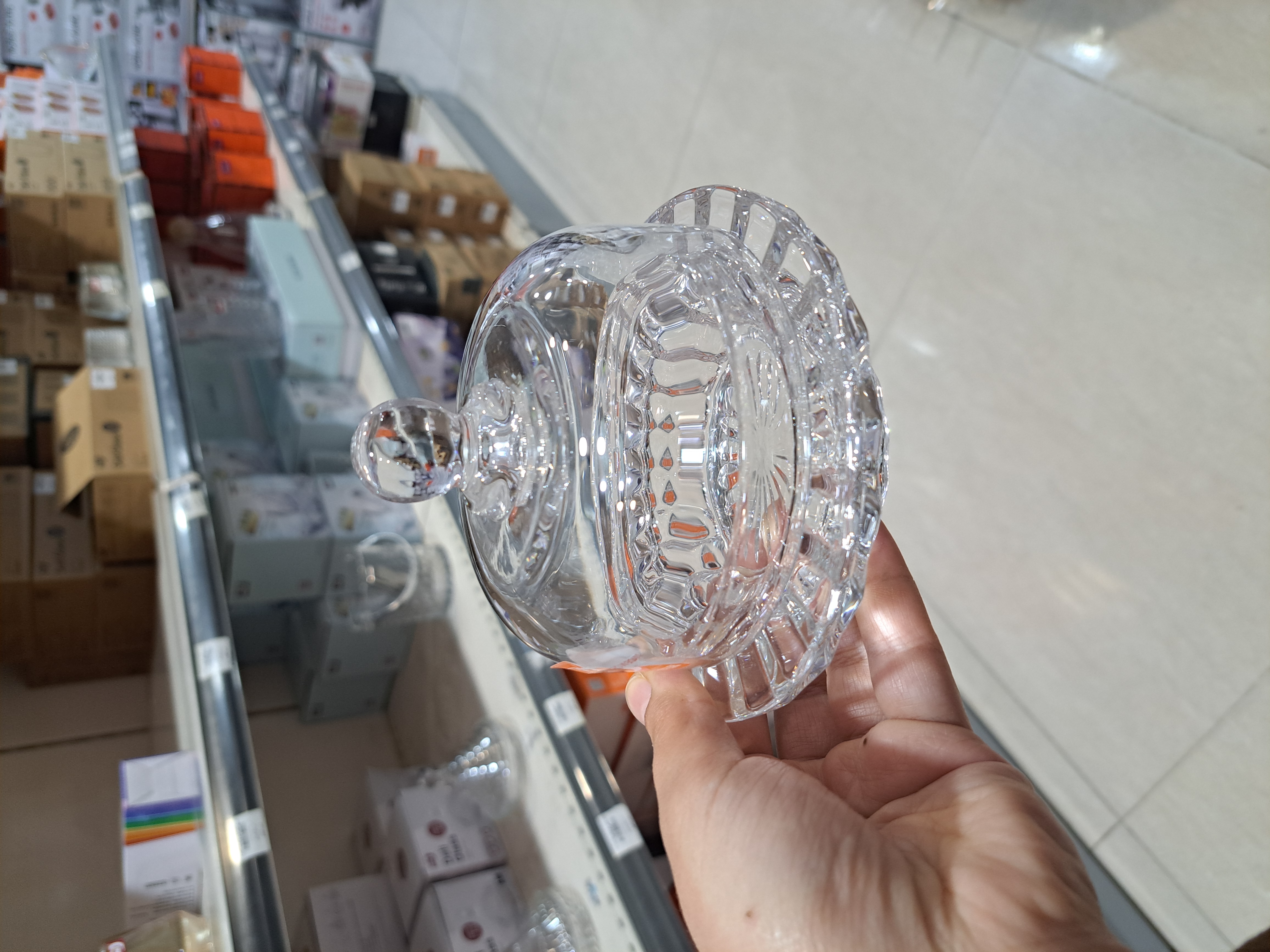 6. ظرف شیشه‌ای کوچک برای سرو عسل و تنقلات