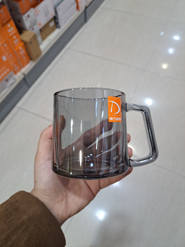 لیوان دستهدار شیشهای رنگی Deli Glass مدل دودی