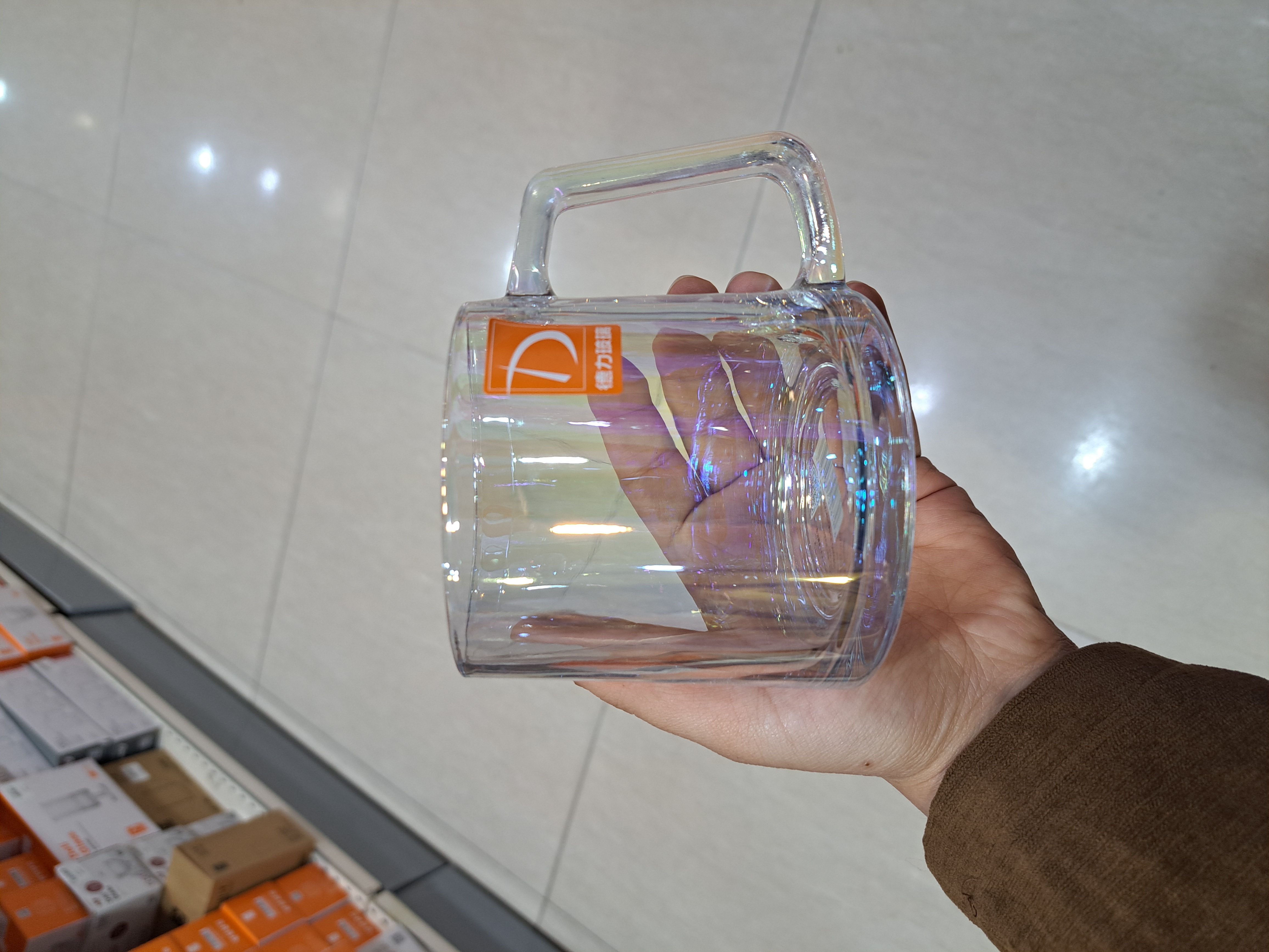 لیوان شیشه‌ای رنگی خوش‌دست Deli Glass