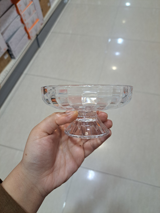 دسرخوری شیشهای Deli Glass با جزئیات شفاف