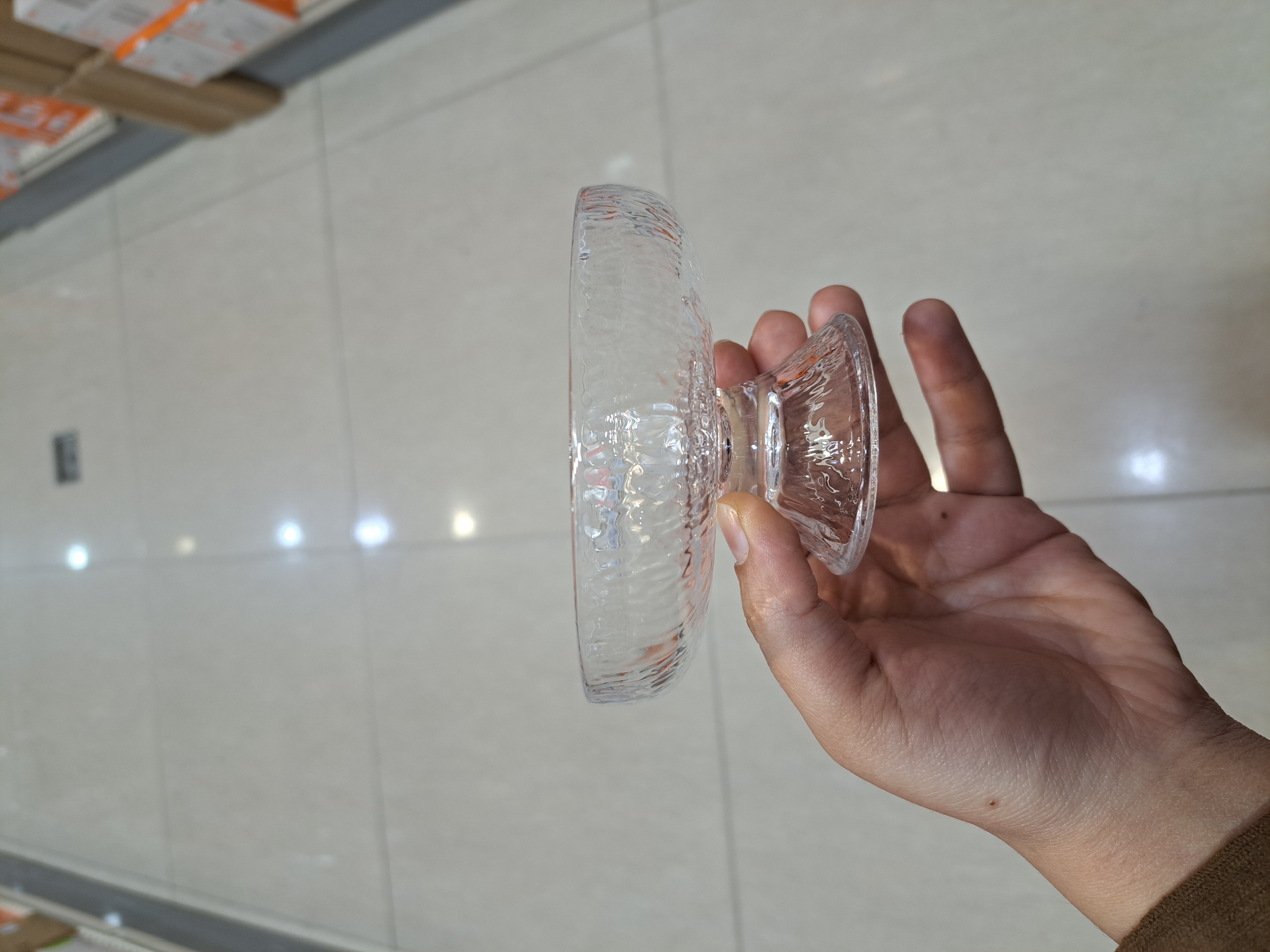 طراحی سه طرح متفاوت دسرخوری شیشه‌ای Deli Glass