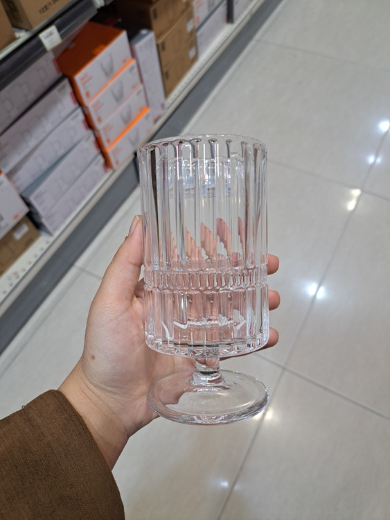 ست گیلاس شیاردار شفاف مناسب پذیرایی و نوشیدنی سرد