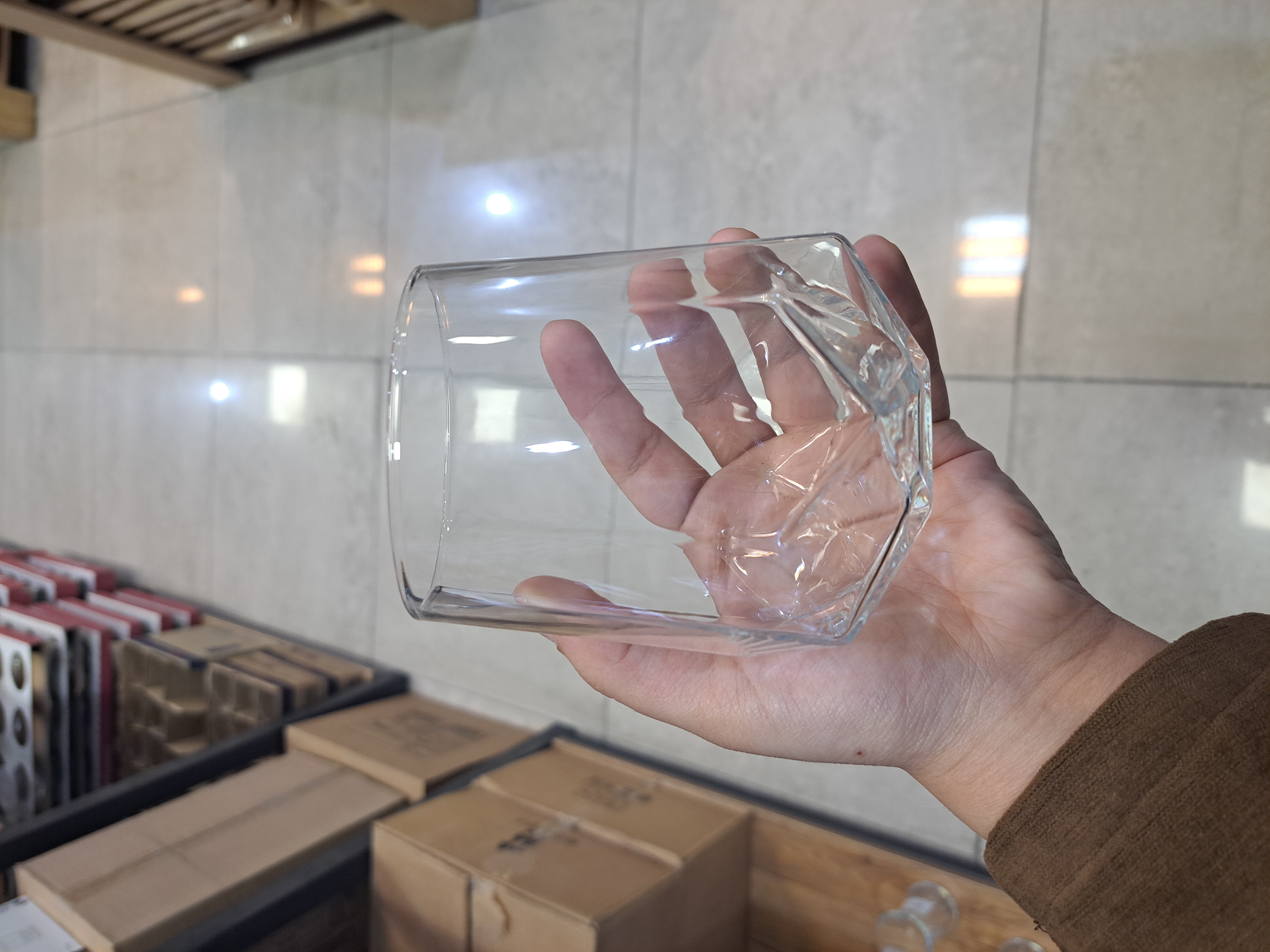 نیم‌لیوان‌های ست پذیرایی ۲۴ پارچه LAV