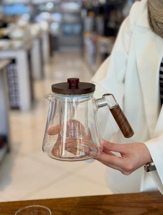 قوری شیشهای مقاوم حرارت