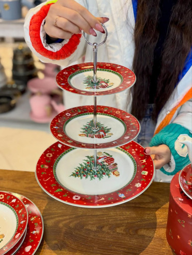 شیرینیخوری سهطبقه کریسمسی مدل KIT-1190