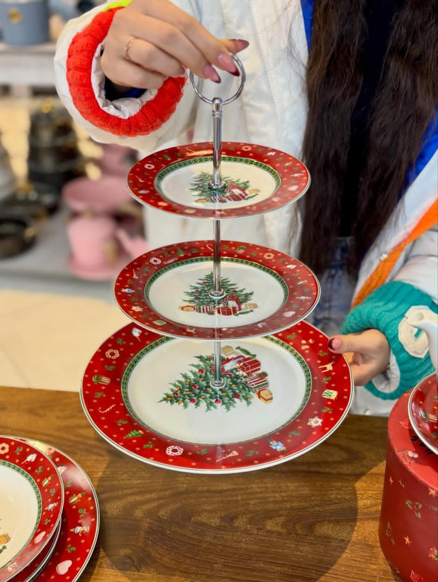 شیرینیخوری سهطبقه کریسمسی مدل KIT-1190