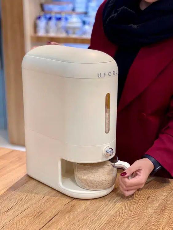 جا برنجی اکریلیک UFORU مدل ۱۰ کیلو با درب سیلیکونی