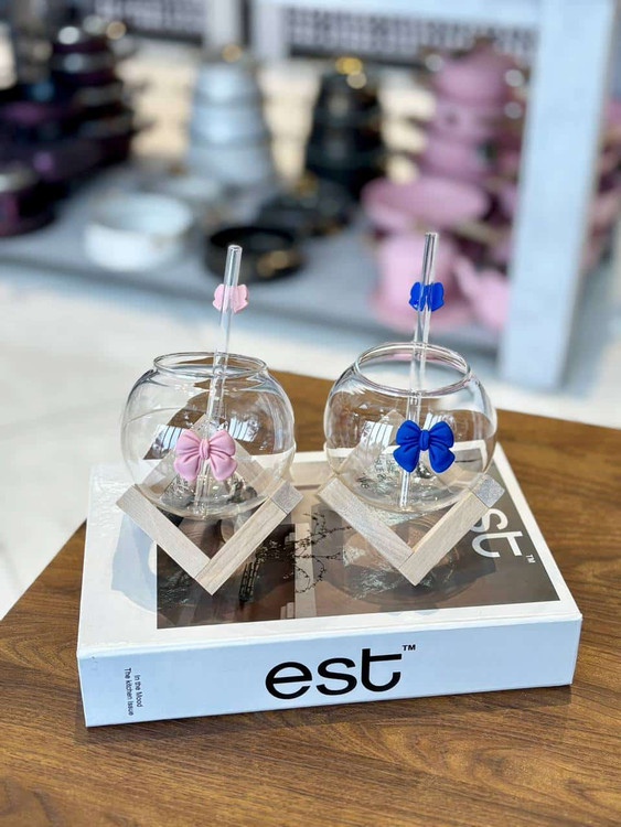 نیملیوان پیرکس با نی شیشهای و پایه بامبو