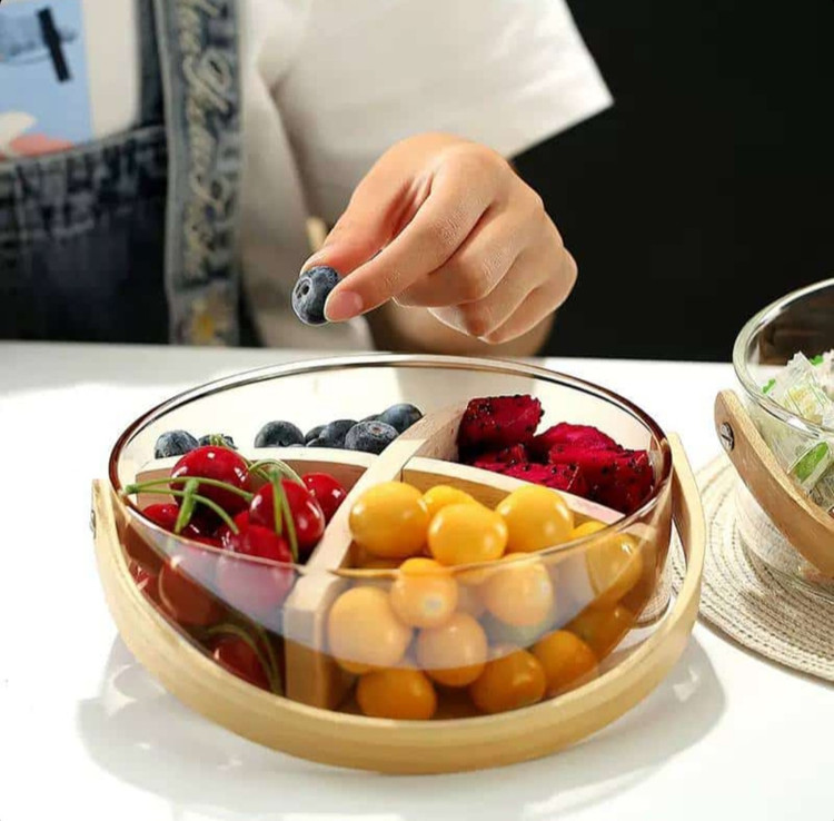 تنقلاتخوری شیشهای با دسته و جداکننده بامبو