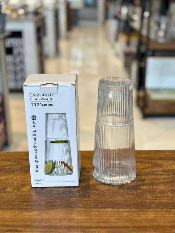 ست تنگ و لیوان شفاف برای پذیرایی