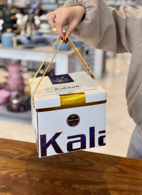 بسته بندی گیفت باکس فنجان طلاکوب Kalandi