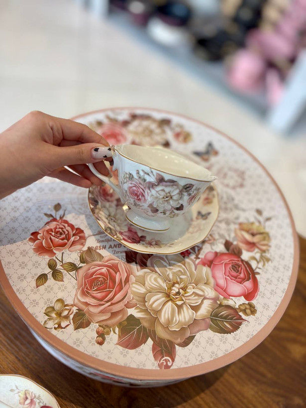فنجان و نعلبکی چینی GUPAN مناسب پذیرایی