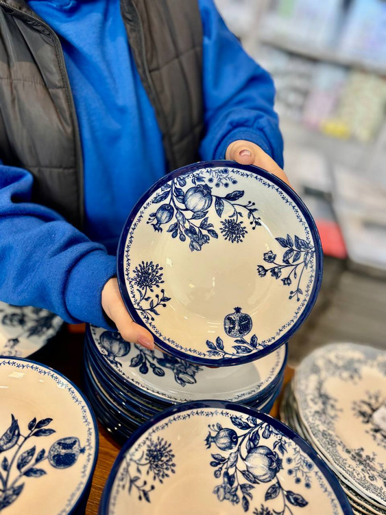 سری ظروف پرسلن قلم آبی طرح انار